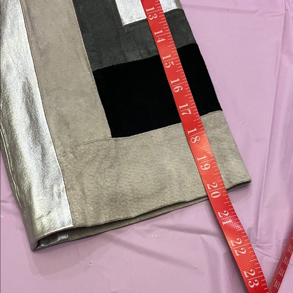 LEATHER Adrienne Landau Silver gray and Black  Geometric Blazer size M - Picture 12 of 16